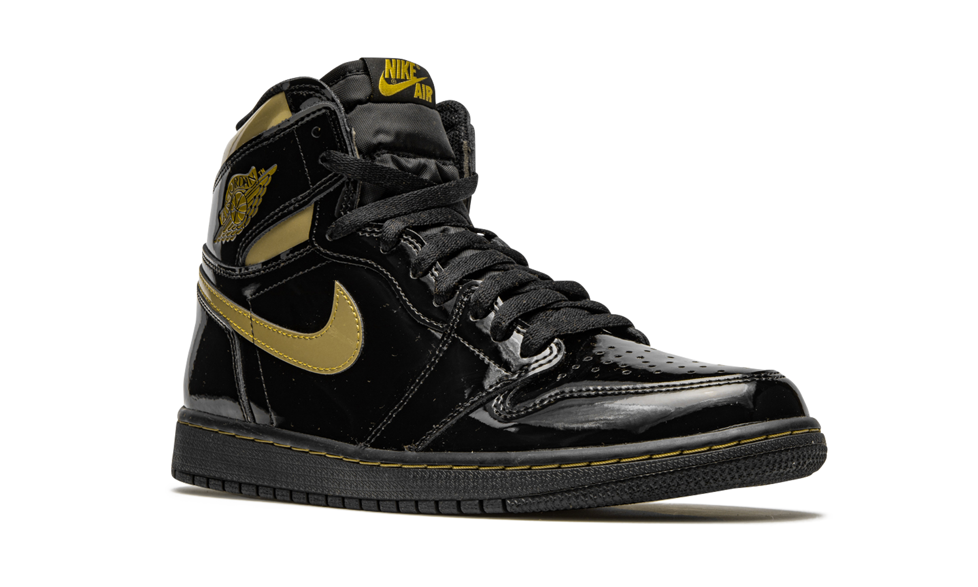 Air Jordan 1 Retro High OG "Black Metallic Gold" 555088 032
